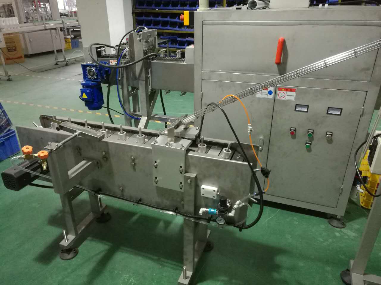 新品推荐:自动高速医用干燥剂灌装压盖一体机(图3)