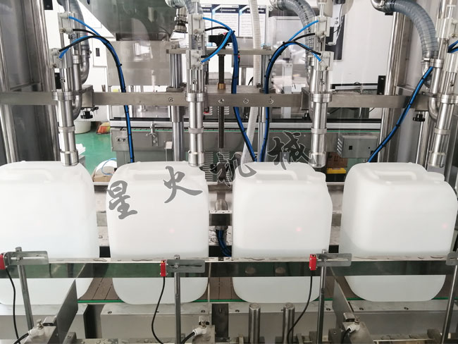 新品推荐:四头自动称重式灌装机(图2) 新品推荐:四头自动称重式灌装机(图2)