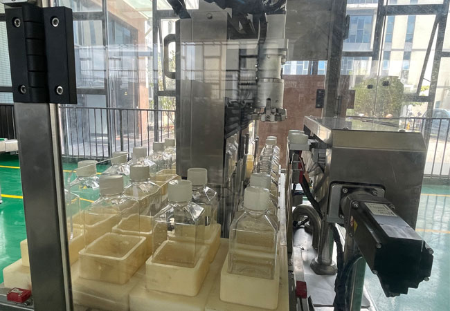洁净瓶，无菌瓶灌装旋盖一体机，实验室专用设备(图4)